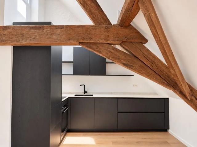 Stijlvol dakappartment Te Huur op toplocatie in centrum Lier