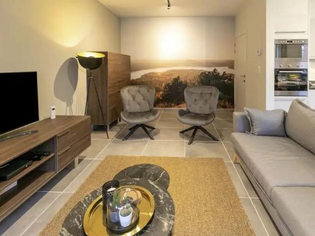 Stijlvol duplex appartement met 2 slaapkamers en parkeerplaats te huur op toplocatie in Maasmechelen