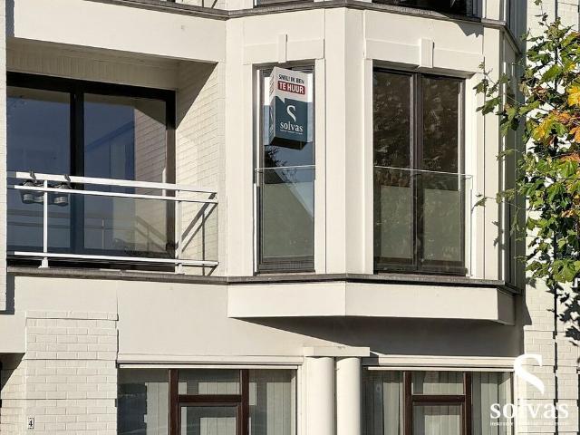 Stijlvol en lichtrijk appartement in het centrum van Maldegem