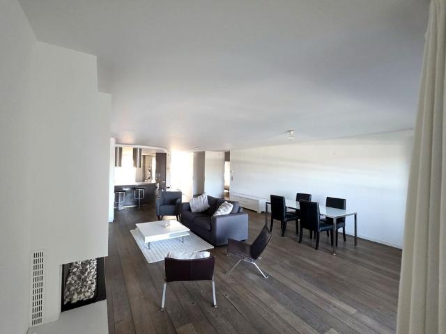 Stijlvol en lichtrijk appartement met twee terrassen en open uitzicht