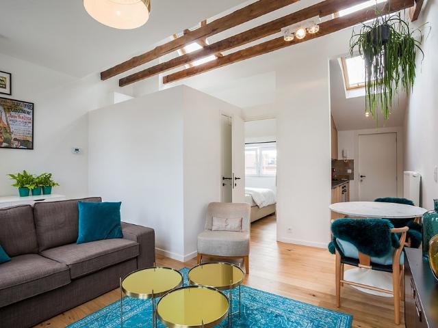 Stijlvol gemeubeld dakappartement