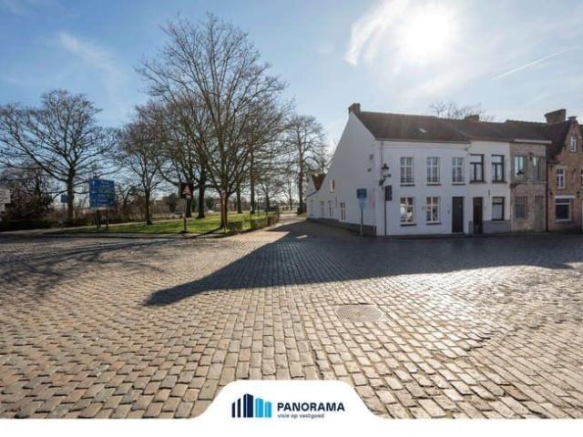 Stijlvol gerenoveerde woning op toplocatie aan de Potteri.
