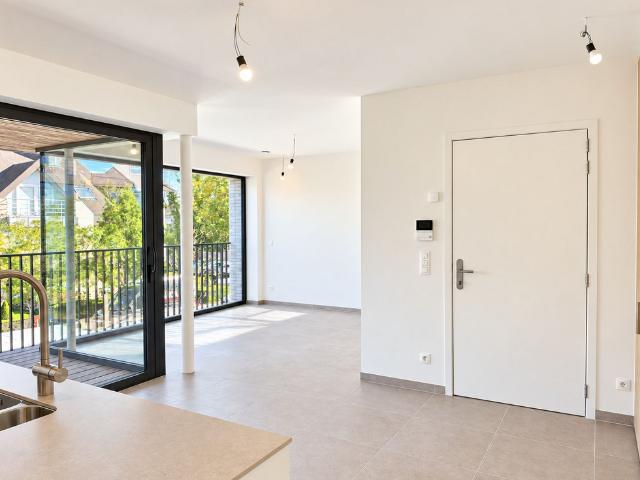 Stijlvol nieuwbouwappartement met zijdelings zicht op het water te Kristus Koning