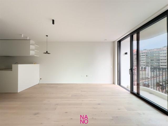 Stijlvol nieuwbouwappartement op een topligging in het centrum van Knokke op een zucht van de zee en het strand in een kleine residentie