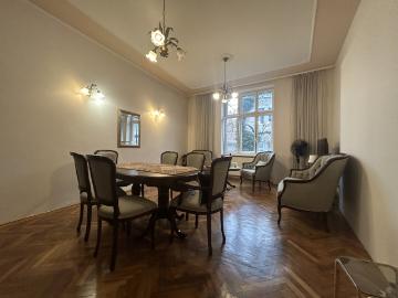 Nähe U2 / U4 Servitenviertel I Altbau Nähe Schottenring I Ruhelage I U Bahn