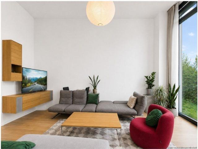 Stillvolle Erdgeschosswohnung mit hochwertiger Vollmöblierungim begehrten FRIENDS Tower München