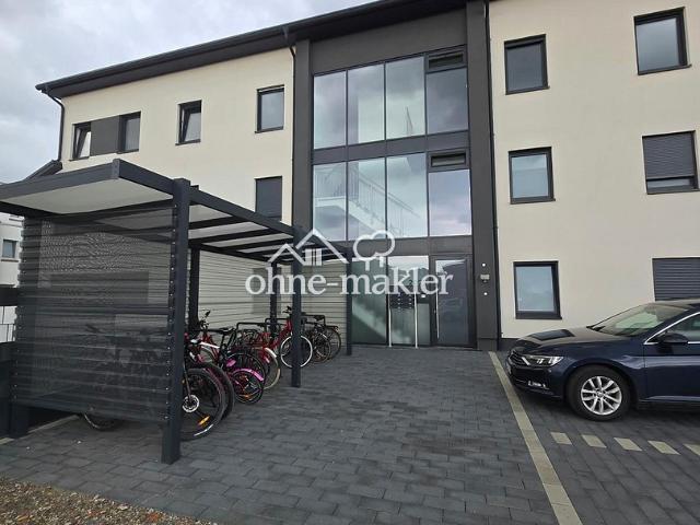 Stillvolle 4 Zimmer EG Neubauwohnung KFW 40 Wärmep.+PV mit Terrasse, Garten, Parkplatz