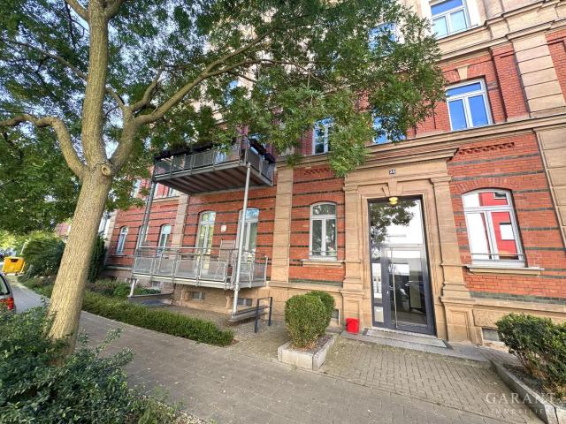 Stilvoll und elegant leben, mit Garten & 2 Balkonen