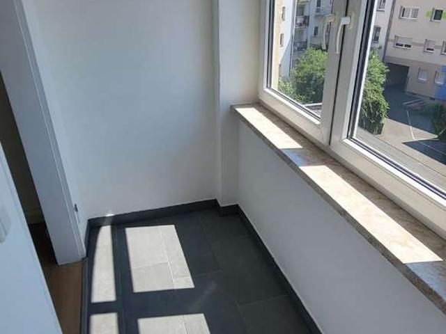 Stilvoll und hochwertig renovierte 3 Zimmer Altbauwohnung in Nürnberg