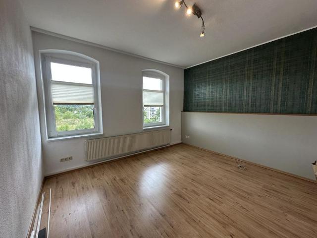 Stilvoll und Modern mit EBK*: Ihre Traum 3,5 Raum Wohnung in Debschwitz wartet!