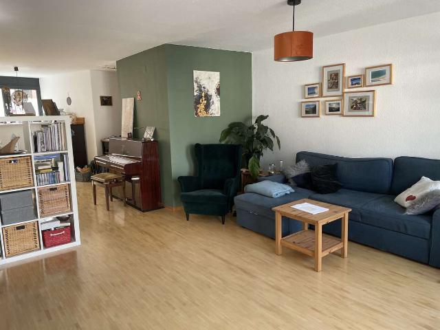 Stilvoll wohnen: 2,5 Zimmer Wohnung in Karlsruhe, provisionsfrei