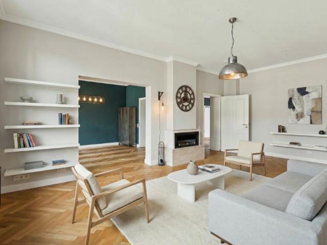Stilvoll wohnen Altbau in Bestlage
