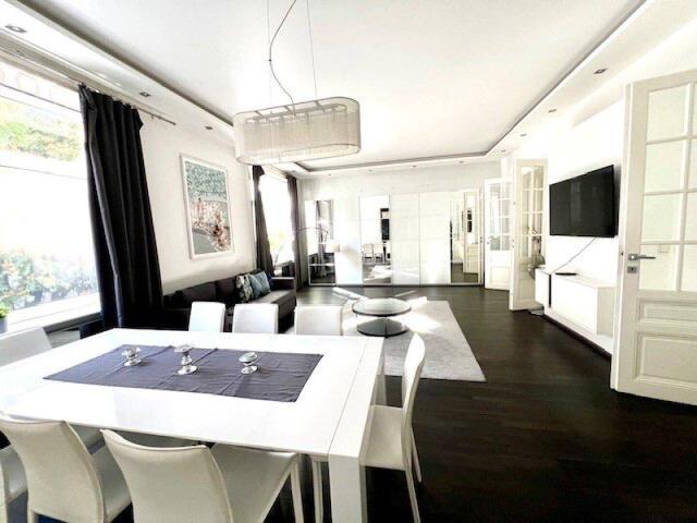 Stilvoll wohnen im 4. Bezirk – ca. 125 m² Altbau mit 47 m² Wohnsalon, Nähe Belvedere / Hauptbahnhof / U1!