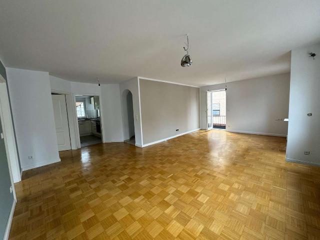 Stilvoll wohnen in Markgröningen – 3,5 Zimmer mit Balkon, Parkett & Carport