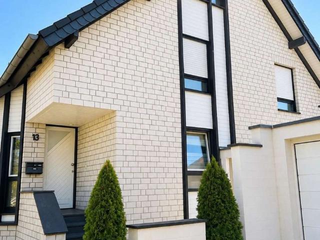 Stilvoll wohnen in Meerbusch Büderich – Moderne Eleganz trifft auf außergewöhnliche Wohnqualität