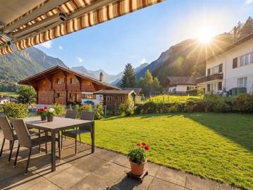 STILVOLL WOHNEN INMITTEN DER ALPEN 4.5 ZIMMER GARTENWOHNUNG