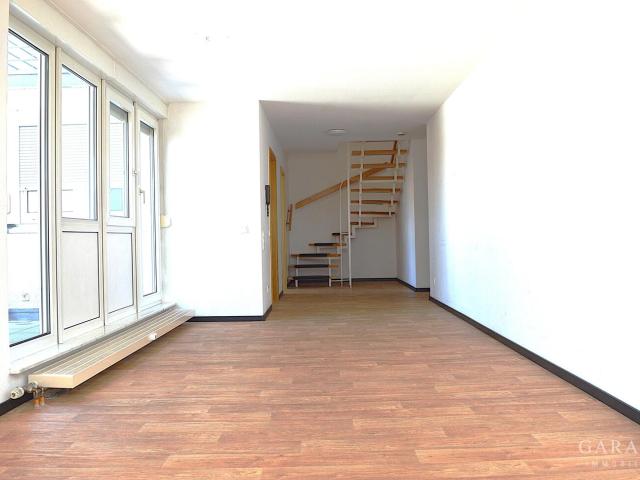 Stilvoll Wohnen oder clever investieren! 3 Zimmer Maisonette Wohnung mit zwei Balkonen und TG Platz!