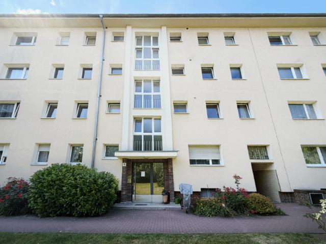 Stilvoll wohnen Möblierte 2 Zimmer Wohnung in Buckow