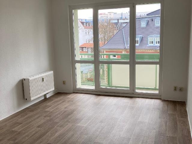 Stilvoll wohnen: Zentrale Wohnung mit Balkon, Stellplatz & Wohlfühlfaktor
