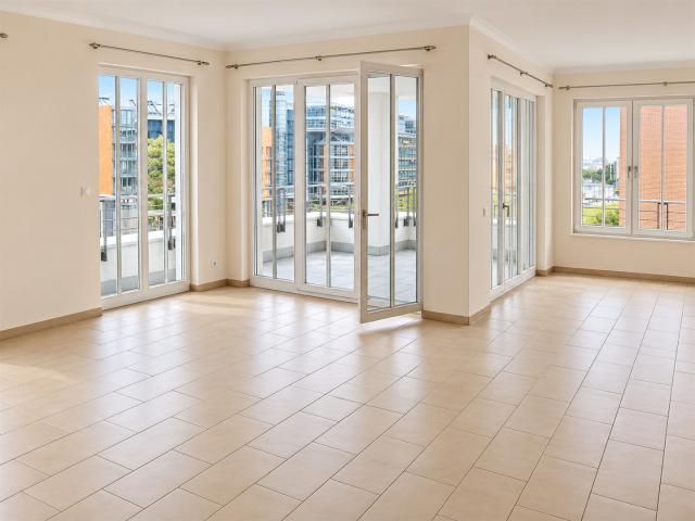 Stilvoll & großzügig: 3 Zi. Wohnung mit Terrasse und Masterbad in Toplage am Potsdamer Platz