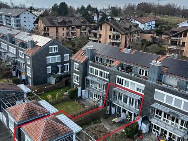 STILVOLL MÖBLIERT PRIVATER GARTEN BEFR. 12 MONATE