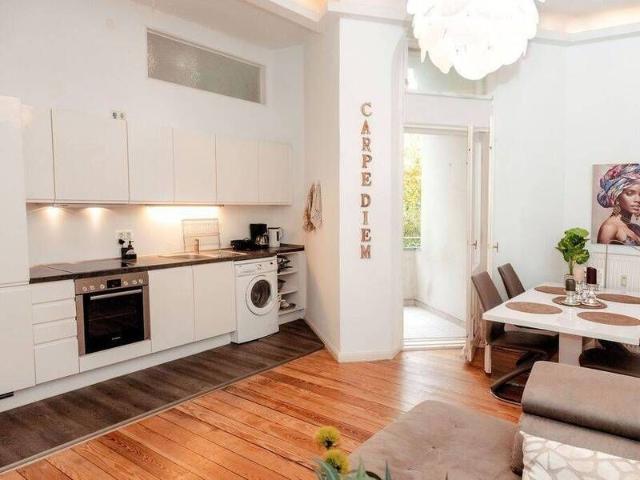 Stilvoll möbliertes Altbau Apartment nahe Ku´Damm