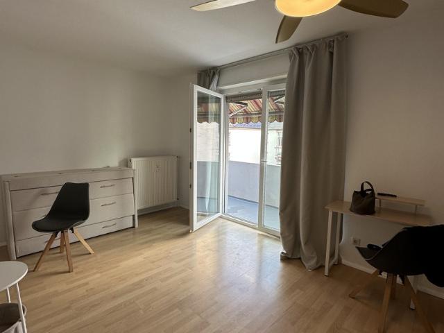 Stilvoll möbliertes Apartment in der beliebten Neckarstadt OST – Einziehen und wohlfühlen