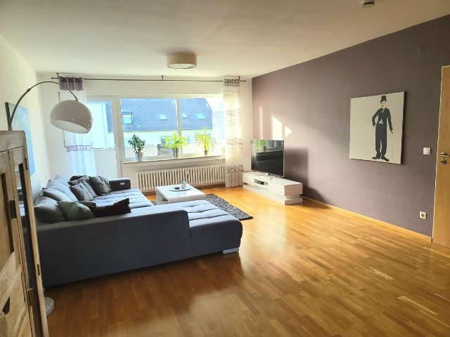Stilvoll modernisiert: 3 Zimmer Wohnung in Trier Olewig