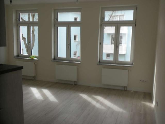Stilvoll modernisiert: 2,5 Zimmer Wohnung in Köln Porz