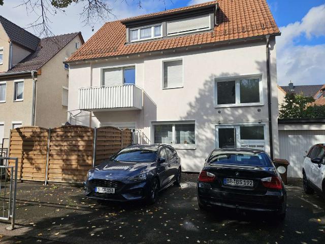Stilvoll modernisiert: 2,5 Zimmer Wohnung in Stuttgart Feuerbachbach