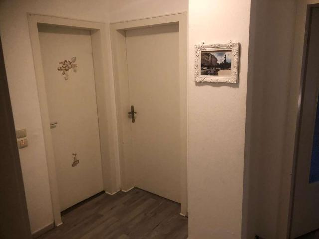 Stilvoll modernisiert: 2 Zimmer Dachgeschosswohnung in Hürth