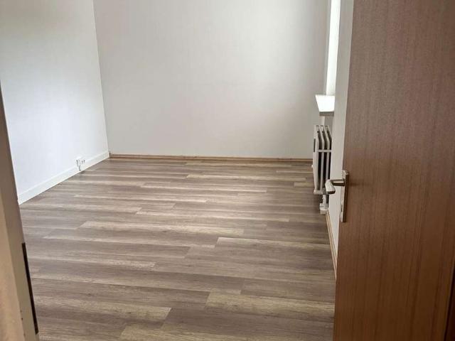 Stilvoll modernisiert: 2 Zimmer Wohnung im Zentrum von Coburg