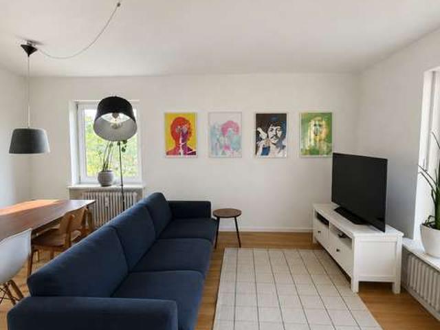 Stilvoll modernisiert: 2 Zimmer Wohnung in Harlaching