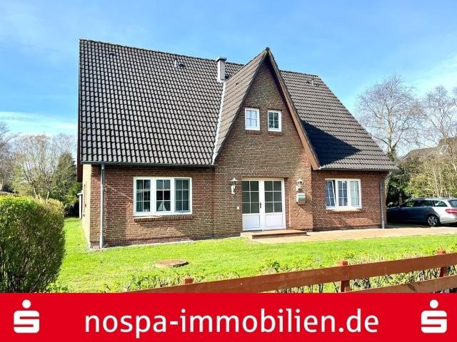 Stilvoll modernisiert die perfekte Kombination aus Lage & Komfort!