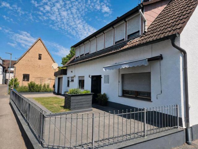 Stilvoll modernisiert:Einfamilienhaus in VaihingenEnz Horrheim