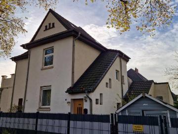 Stilvoll modernisiertes Familienhaus mit Geschichte & Wohnkomfort