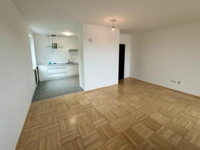 Stilvoll renovierte Eigentumswohnung in bester Lage – Graz, Petersgasse
