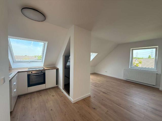 Stilvoll SANIERTE 2 ZIMMER WOHNUNG MIT ERSTBEZUG