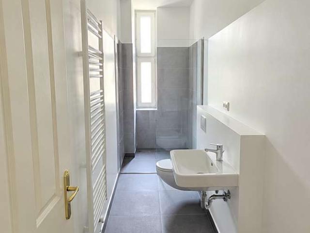 Stilvoll sanierte 3 Zimmer Wohnung mit Balkon in Berlin Wilmersdorf nahe Bayerischem Platz