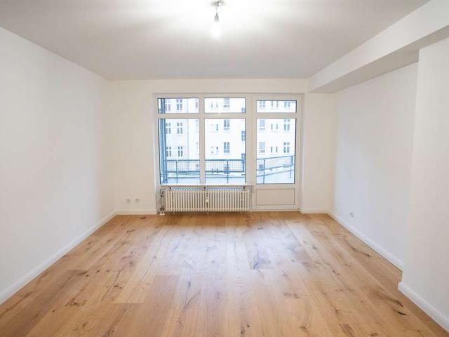 Stilvoll sanierte 3 Zimmer Wohnung mit Balkon nahe Maybachufer