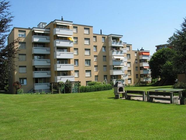 Stilvoll sanierte 3.5 Zimmer Wohnung zum attraktiven Preis