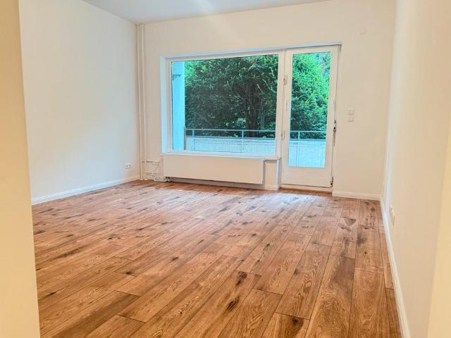 Stilvoll sanierte, bezugsfreie 3 Zimmer Eigentumswohnung