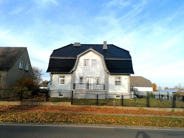 Stilvoll saniertes Herrenhaus auf 3.794 m² Grundstück
