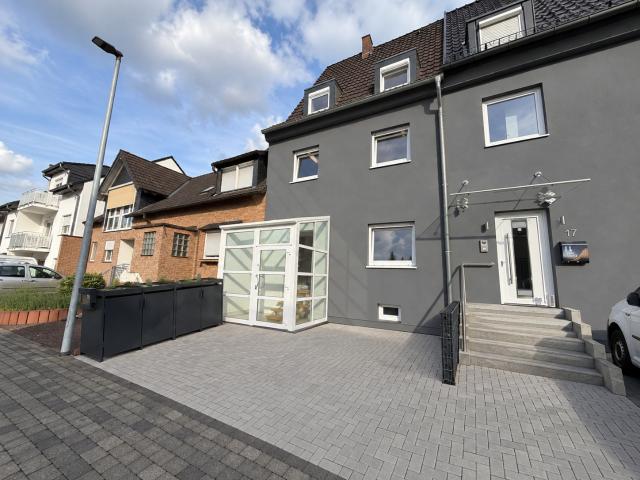 Stilvoll saniertes Reihenhaus* mit großer Terrasse in Sankt Augustin Buisdorf