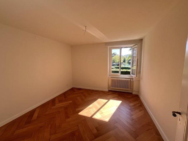 Stilvolle 3.5 Zimmer Wohnung mit Blick auf die Aare