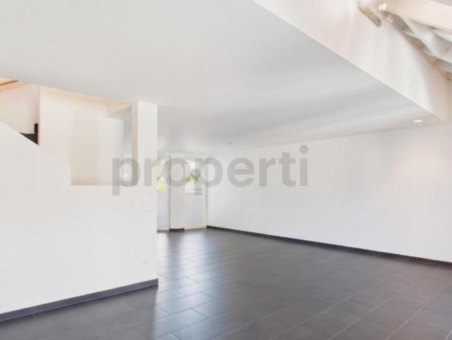 Stilvolle 3.5 Zimmer Maisonette in Weiach