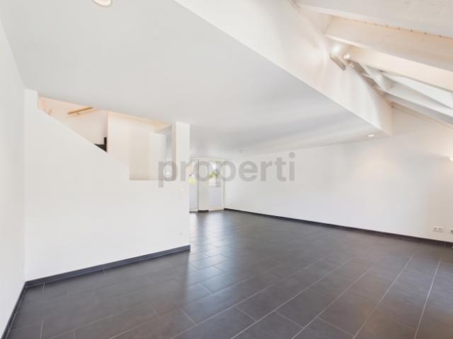 Stilvolle 3.5 Zimmer Maisonette in Weiach
