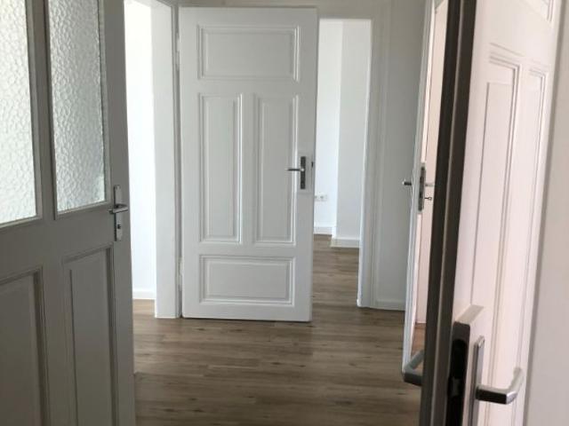 Stilvolle 3 Zi. Wohnung *Designbelag *modernes Badezimmer
