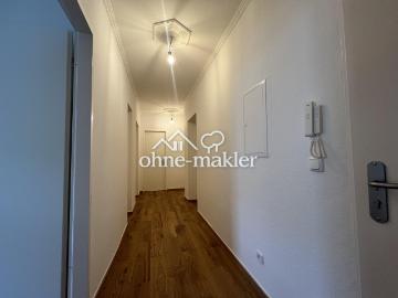 Stilvolle 3 Zimmer Wohnung am Helmholtzplatz frisch renoviert und bezugsfertig