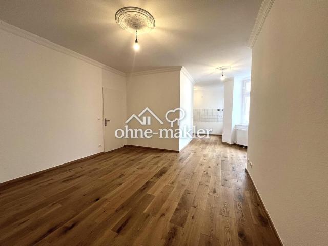 Stilvolle 3 Zimmer Wohnung am Helmholtzplatz frisch renoviert und bezugsfertig